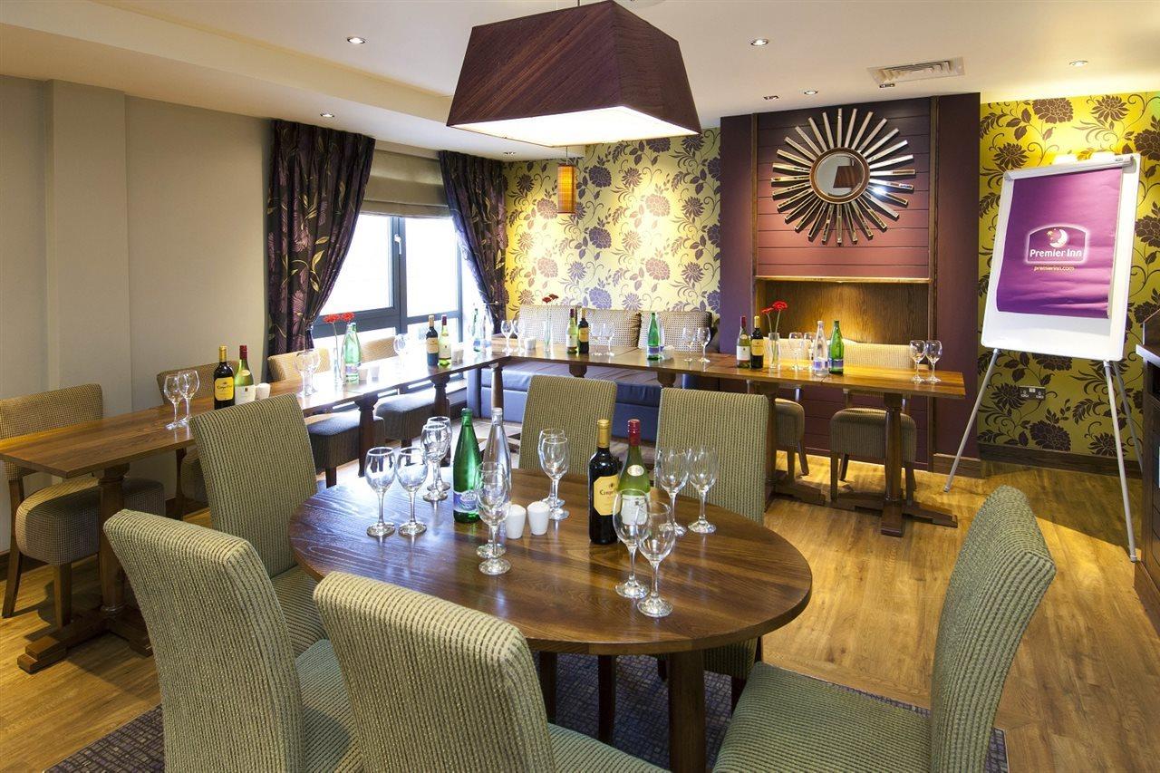 Premier Inn Солихалл Экстерьер фото