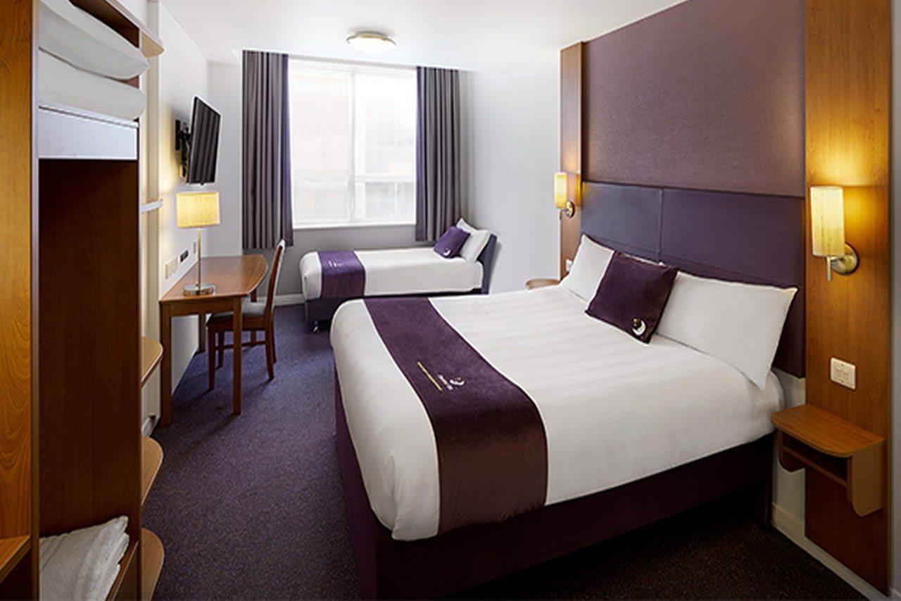 Premier Inn Солихалл Экстерьер фото